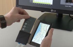 FlexCase: Smart Flip Cover for Smartphones with E-paper Display