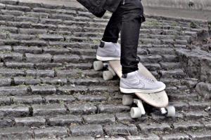 Stair-Rover: Longboard Can Glide Down Stairs