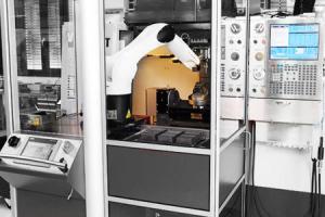Robotic Machine Tending Cell for CNC Machining Centers