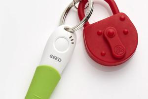 GEKO Smart Whistle with GPS & Bluetooth for Emergencies