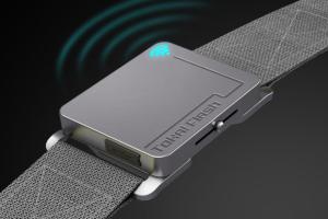 Toka!Flash: Belt with a Wireless Flash Drive