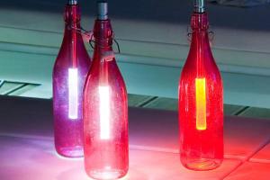 Bottlelight Vivi-LED Turns Bottles Into Table Lights