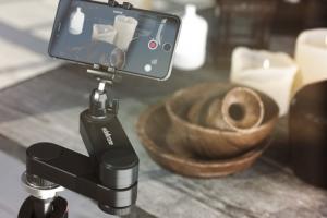 edelkrone WING for Smooth Moving Shots