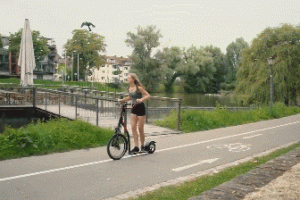 Standup Varibike Gives You a Full Body Workout