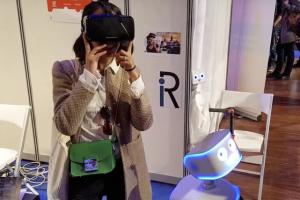 Waldo Robot Teleoperated Using a VR Headset