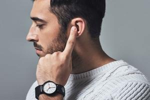 Sgnl Smart Watch Strap with Body Conduction: Take Calls With Your Fingertip