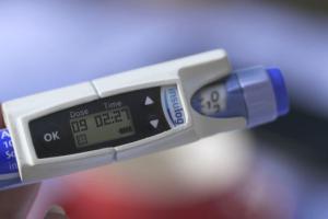 Insulog: App Enabled Automatic Insulin Tracker