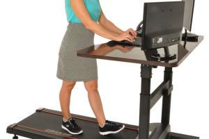 Conquer Electric Treadmill Standing Desk