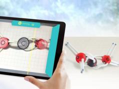 Happy Atoms App Enabled Educational Kit for Chemistry Students