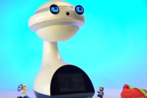 EMYS Robot Teaches Your Kids New Languages