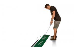 SKLZ Accelerator Pro: Indoor Putting Green with Ball Return