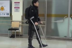 RoboWear8 Wearable Exoskeleton Walking Robot