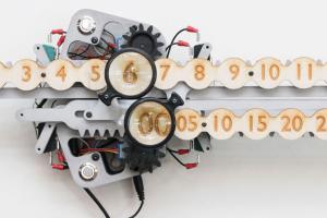 DIY: Perpetual Clock With Arduino