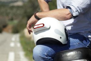Cosmo Connected: Smart Detachable Brake Light for Your Helmet