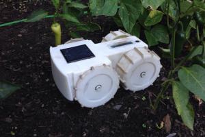 Tertill: Solar Powered Weeding Robot for Your Garden