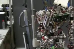 TEO Ironing Robot Makes Your Life Easier