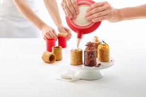 Lekue Cookie Shot Glass Kit: Make Glass Shaped Cookies