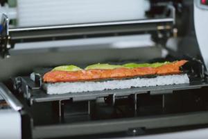 AUTEC Maki Sushi Robot Produces 450 Rolls an Hour