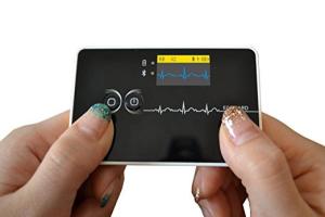 ECG Card E100 with Bluetooth Reads Your Heartbeat