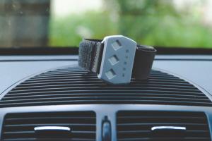 Steer: Smart Wearable Device Prevents Drowsy Driving with Vibration, Gentle Shock