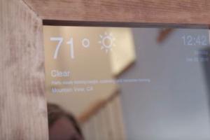 Raspberry Pi Smart Mirror with AI
