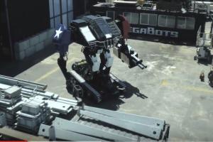 Eagle Prime Giant Fighting Robot