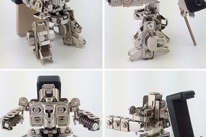 Raytheon Robot Smartphone Holder