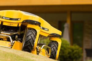 Spider Mini Remote-Controlled Slope Lawn Mower