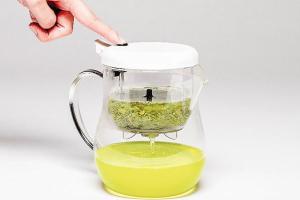 T-Push: One-Push Teapot & Infuser