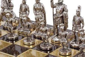 35+ Super Awesome Geeky Chess Sets