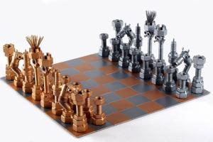 Metaldiorama Metal Sculpture Chess Set