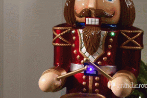 Grandin Road 5-ft Musical Nutcracker
