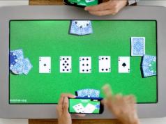 PlayTable: Blockchain Android Gaming Console