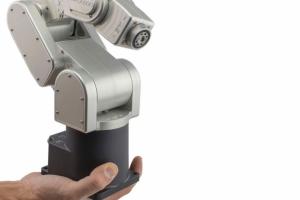 Meca500 6-axis Industrial Robot Arm Fits In the Palm of Your Hand