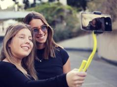 Gekkostick Flexible, Bendable Selfie Stick