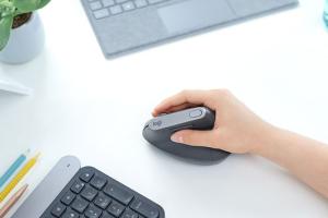 Logitech MX Vertical Mouse Reduces Wrist & Forearm Strain