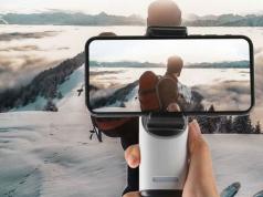 Pocket: Super Light Phone Stabilizer with Light & Selfie Mirror