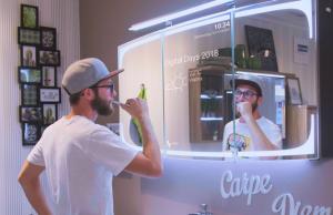 Verse Smart Mirror with Gesture & Voice Recognition