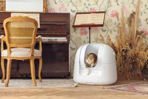 Footloose: Robotic Litter Box with Cat Health Tracking
