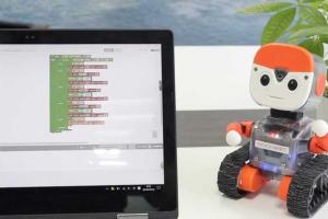 MoonBot Robotics & AI Kit