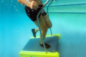 Aquabilt A-2000 Swimming Pool Treadmill