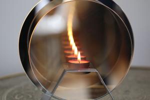 Infinity Candle: Optical Illusion Candle Holder