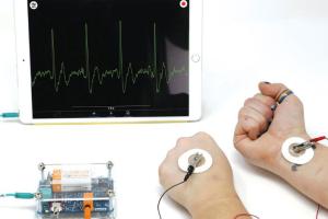 Backyard Brains Heart & Brain Spikerbox: View Your EEG & EKG On Your Phone