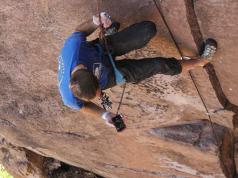 KOALA Smartphone Leash Protects Your Phone from Drops