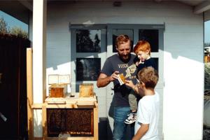 B-box Backyard Beekeeping System