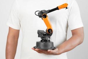 Mirobot: Open Source 6-axis Desktop Robotic Arm
