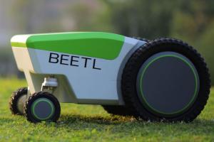 Beetl Robot Can Autonomously Pick Up Dog Poop