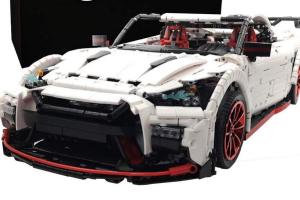 Nifeliz GTRR Racing Car Building Blocks Kit with 3300+ Pieces