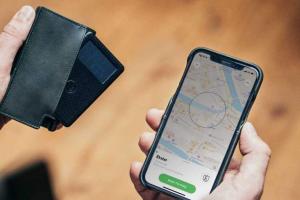 Ekster Parliament Wallet with RFID Blocker