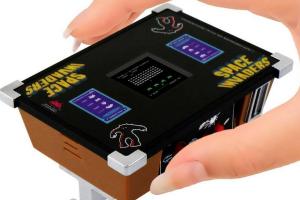 Space Invaders Tiny Arcade Tabletop Edition